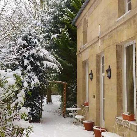 Semesterbostad Paisible Avec Jardin Prive, Proche Commerces, Parking, Wifi, Animaux Acceptes, - Fr-1-526-19 *