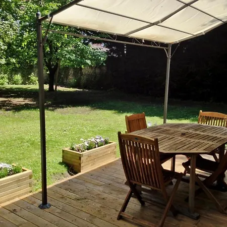 Semesterbostad Paisible Avec Jardin Prive, Proche Commerces, Parking, Wifi, Animaux Acceptes, - Fr-1-526-19